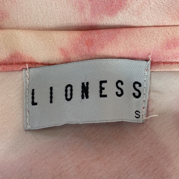 Lioness pink tie dye skirt - Picture 3 of 3